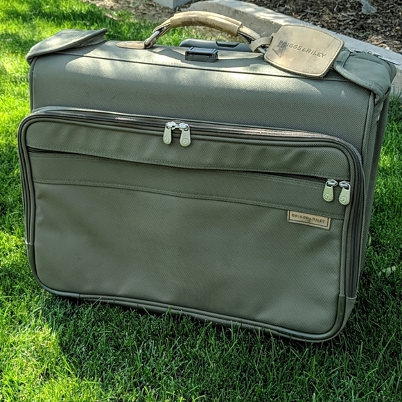 Briggs & Riley Bags Briggs Riley Rolling Garment Bag Poshmark